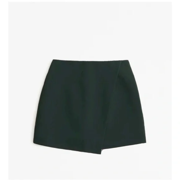 A&F Scarlett Wrap Mini Skort